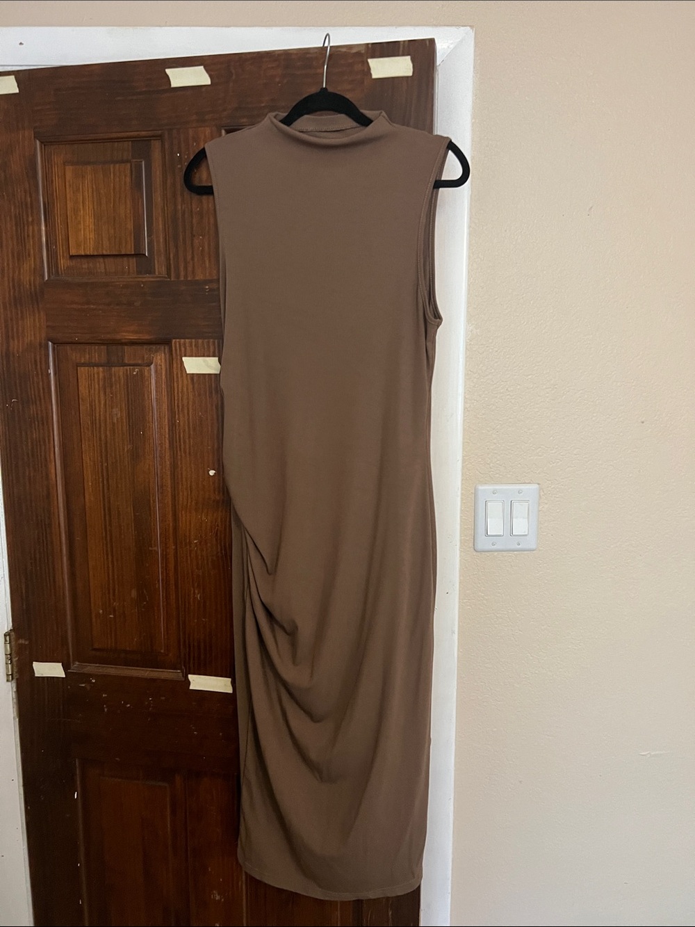 Cider Sleeveless Brown Midi Dress with Side Ruching
